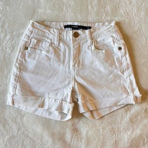 Francesca’s White High Waisted Cuffed Shorts Size 25